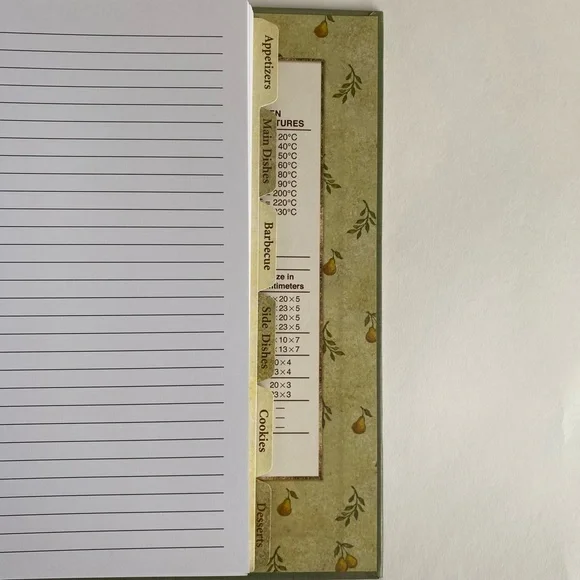 Recipe Keeper with blank recipe cards - Picture 4 of 7